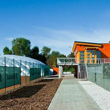 Hotel Eden *