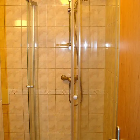 Hotel Eden *